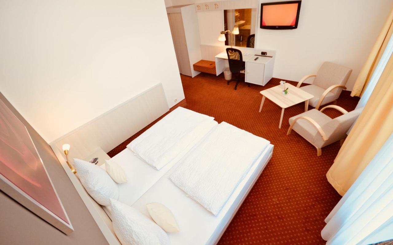 CityHotel Uelzen Buitenkant foto